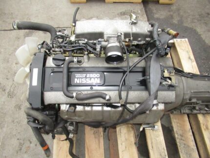 JDM Nissan Skyline RB25DE 2.5L Non Turbo Engine A/T RWD Trans , Ecu , Wiring